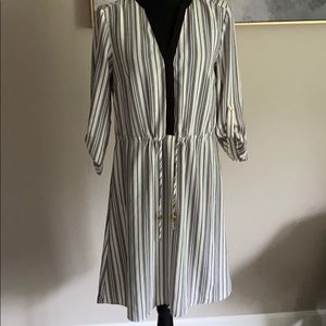 Black and white H&M dress with pull string